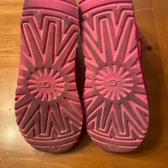 UGG Classic Mini Tiger Flower Women size 8 taffy pink multicolor sequins - Picture 13 of 14